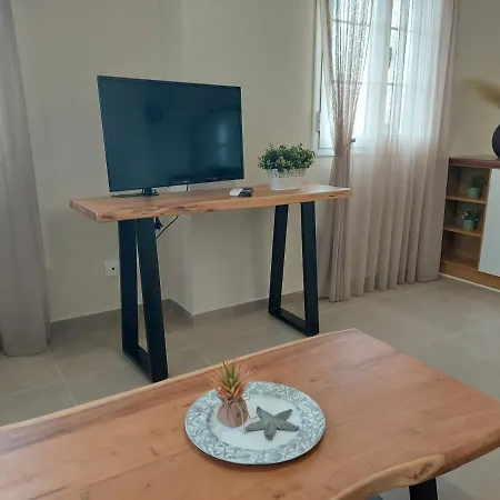 Kastro * Kalyves Polygyrou